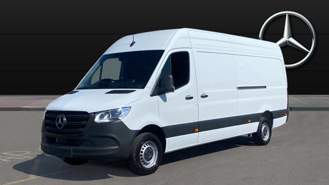 Mercedes-Benz Sprinter 315Cdi L3 Diesel Rwd 3.5t H2 Pro Van 9G-Tronic - Image 7